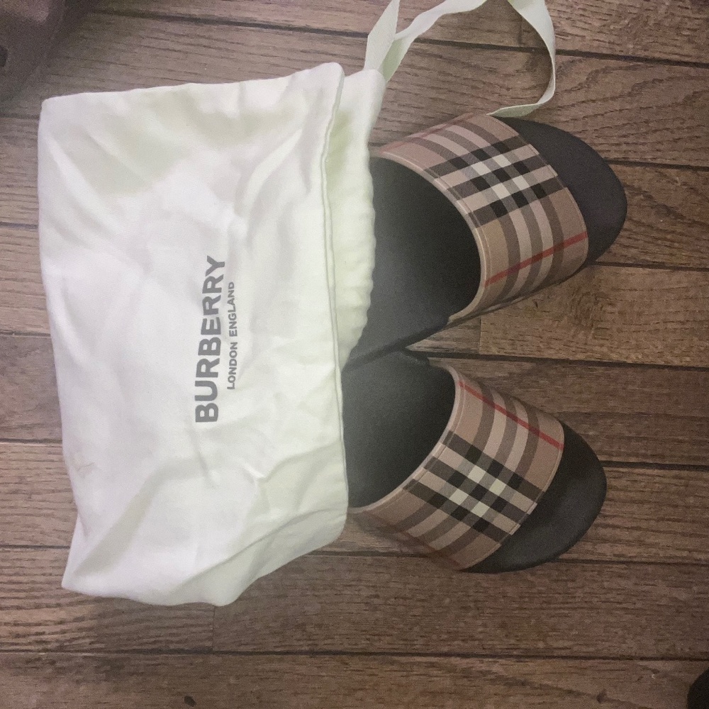 Burberry Slides